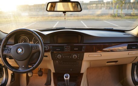 BMW 3 серия, 2010 год, 1 300 000 рублей, 16 фотография