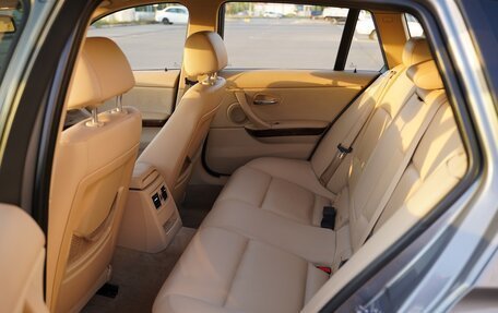 BMW 3 серия, 2010 год, 1 300 000 рублей, 17 фотография