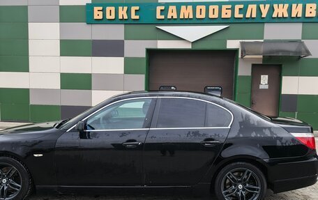 BMW 5 серия, 2008 год, 850 000 рублей, 2 фотография
