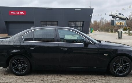 BMW 5 серия, 2008 год, 850 000 рублей, 3 фотография
