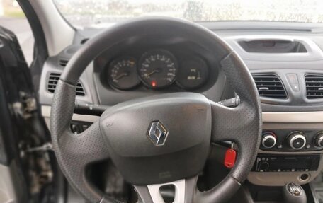 Renault Fluence I, 2011 год, 585 000 рублей, 4 фотография