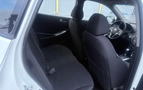 Hyundai Solaris II рестайлинг, 2012 год, 760 000 рублей, 6 фотография