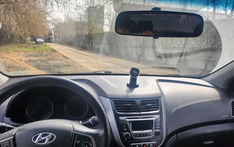 Hyundai Solaris II рестайлинг, 2016 год, 22 фотография