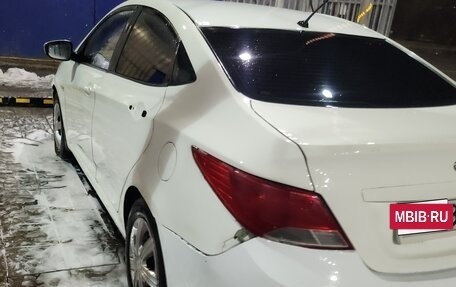 Hyundai Solaris II рестайлинг, 2016 год, 27 фотография