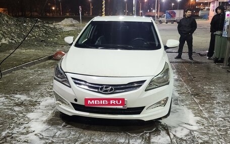 Hyundai Solaris II рестайлинг, 2016 год, 30 фотография