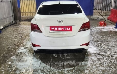 Hyundai Solaris II рестайлинг, 2016 год, 31 фотография