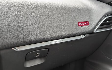 Jaguar F-Pace, 2017 год, 2 550 000 рублей, 16 фотография