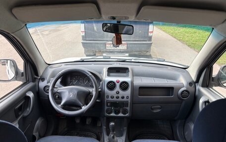 Peugeot Partner II рестайлинг 2, 2011 год, 610 000 рублей, 12 фотография