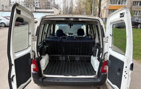 Peugeot Partner II рестайлинг 2, 2011 год, 610 000 рублей, 11 фотография