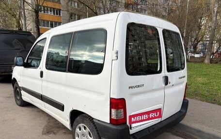 Peugeot Partner II рестайлинг 2, 2011 год, 610 000 рублей, 6 фотография