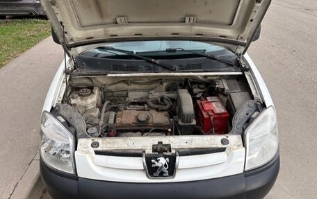 Peugeot Partner II рестайлинг 2, 2011 год, 610 000 рублей, 8 фотография