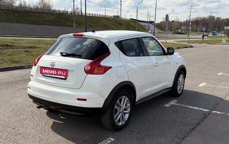 Nissan Juke II, 2013 год, 990 000 рублей, 10 фотография