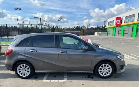 Mercedes-Benz B-Класс, 2015 год, 1 420 000 рублей, 2 фотография