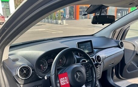 Mercedes-Benz B-Класс, 2015 год, 1 420 000 рублей, 5 фотография