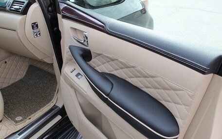 Lexus LX III, 2009 год, 3 050 000 рублей, 13 фотография