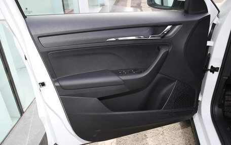 Skoda Kamiq I, 2025 год, 2 250 000 рублей, 16 фотография