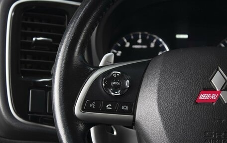 Mitsubishi Outlander III рестайлинг 3, 2013 год, 1 480 000 рублей, 12 фотография