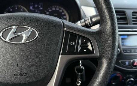 Hyundai Solaris II рестайлинг, 2015 год, 899 000 рублей, 17 фотография