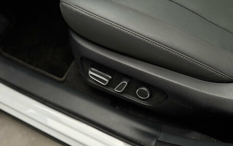 Toyota RAV4, 2026 год, 4 750 000 рублей, 17 фотография