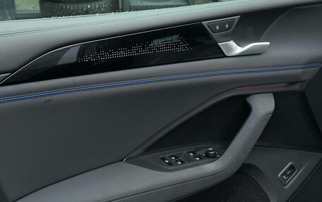 Volkswagen Tiguan, 2026 год, 4 700 000 рублей, 30 фотография