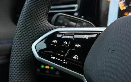 Volkswagen Tiguan, 2026 год, 4 700 000 рублей, 36 фотография