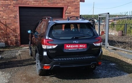 Subaru Forester, 2019 год, 2 650 000 рублей, 3 фотография