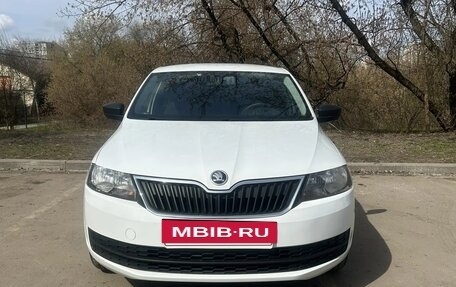 Skoda Rapid I, 2015 год, 897 000 рублей, 2 фотография