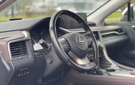 Lexus RX IV рестайлинг, 2020 год, 5 150 000 рублей, 13 фотография