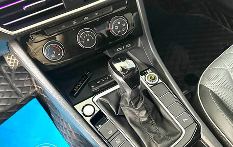 Volkswagen Jetta VII, 2022 год, 1 730 000 рублей, 12 фотография