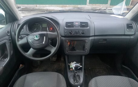 Skoda Fabia II, 2012 год, 580 000 рублей, 6 фотография