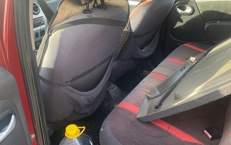 Renault Sandero I, 2010 год, 270 000 рублей, 3 фотография