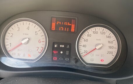 Renault Sandero I, 2010 год, 270 000 рублей, 2 фотография