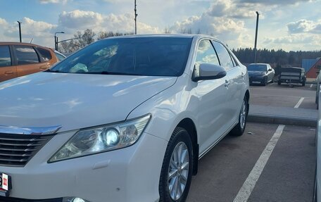 Toyota Camry, 2012 год, 1 700 000 рублей, 2 фотография