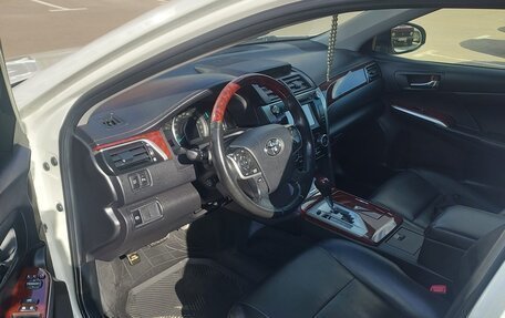 Toyota Camry, 2012 год, 1 700 000 рублей, 9 фотография