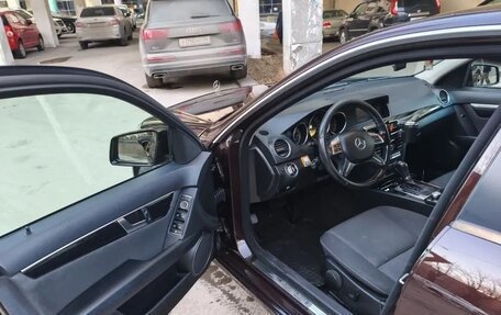 Mercedes-Benz C-Класс, 2011 год, 1 100 000 рублей, 5 фотография