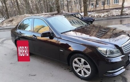 Mercedes-Benz C-Класс, 2011 год, 1 100 000 рублей, 2 фотография