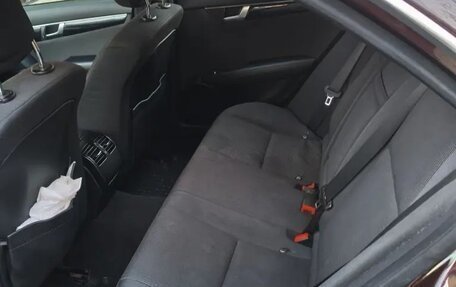 Mercedes-Benz C-Класс, 2011 год, 1 100 000 рублей, 9 фотография