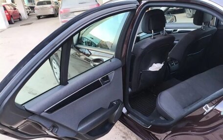 Mercedes-Benz C-Класс, 2011 год, 1 100 000 рублей, 8 фотография