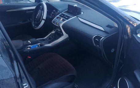 Lexus NX I, 2020 год, 3 900 000 рублей, 6 фотография