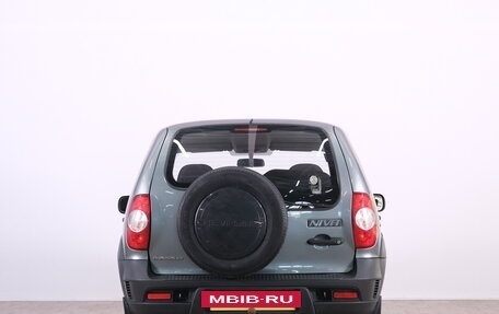 Chevrolet Niva I рестайлинг, 2010 год, 639 000 рублей, 6 фотография