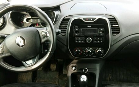 Renault Kaptur I рестайлинг, 2017 год, 1 220 000 рублей, 5 фотография