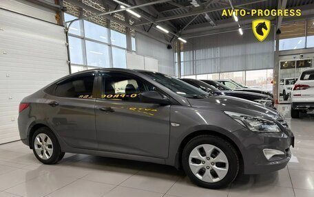 Hyundai Solaris II рестайлинг, 2016 год, 830 000 рублей, 4 фотография