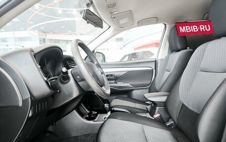 Mitsubishi Outlander III рестайлинг 3, 2013 год, 1 520 000 рублей, 20 фотография