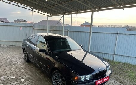 BMW 5 серия, 2000 год, 630 000 рублей, 1 фотография