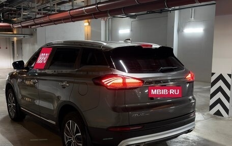 Geely Atlas, 2023 год, 2 490 000 рублей, 10 фотография