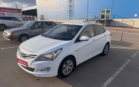 Hyundai Solaris II рестайлинг, 2014 год, 800 000 рублей, 1 фотография