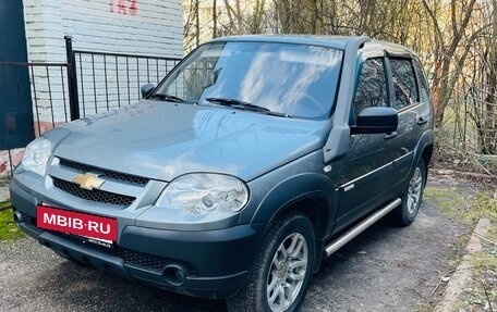 Chevrolet Niva I рестайлинг, 2013 год, 420 000 рублей, 2 фотография