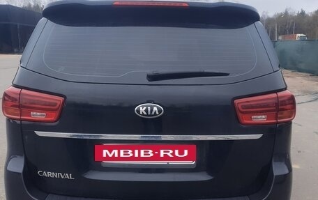 KIA Carnival III, 2019 год, 2 800 000 рублей, 4 фотография