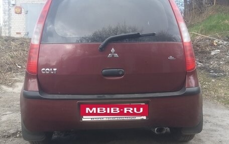 Mitsubishi Colt VI рестайлинг, 2005 год, 200 000 рублей, 2 фотография