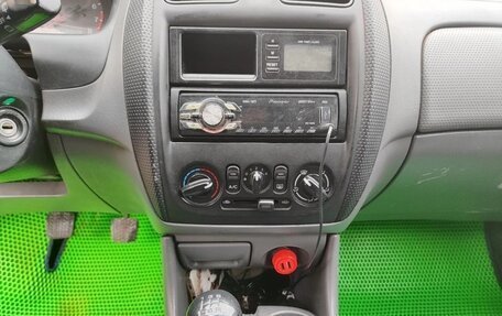 Mazda 323, 1999 год, 200 000 рублей, 7 фотография